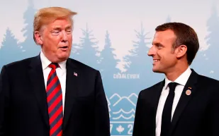 فيديو| أبرزهم الرئيس الفرنسي.. لمن تواضعت قبضة ترامب القوية أثناء المصافحة ؟