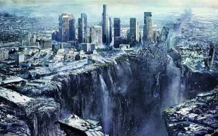 شاهد/ لحظات مرعبة ومخيفة لانهيار أرضي لنحو 50 مترا من طريق بالصين خلال ثوان