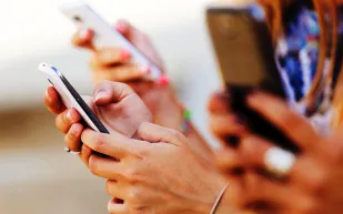 بعيدا عن الفيس بوك وتويتر.. 5 مواقع عليك أن تدمنها