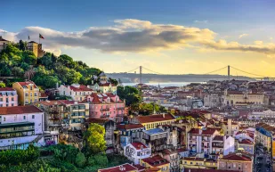 لشبونة.. دليلك لرحلة ممتعة في عاصمة الفن والتاريخ