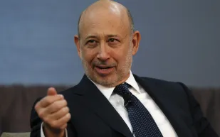 كيف نجح لويد بلانكفين في النجاة بسفينة جولدمان ساكس في خضم الأزمة المالية العالمية؟