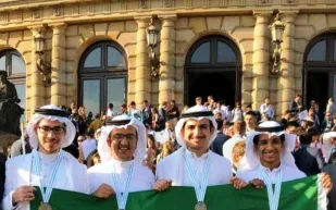 موهوبو المملكة يخطفون أنظار العالم في الأولمبياد الدولي للفيزياء (صور)