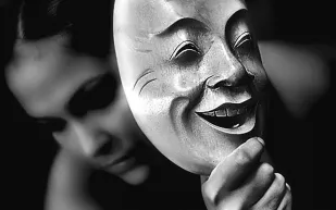 صدق أو لا تصدق.. الكذب يؤثر على تدفق الدم في الدماغ 