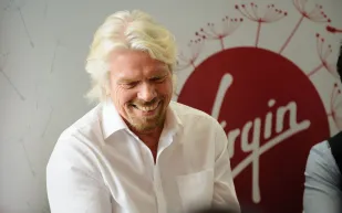 «ريتشارد برانسون» موّل أول مشاريعه التجارية بأقل من 2000 دولار.. فكيف فعل ذلك؟