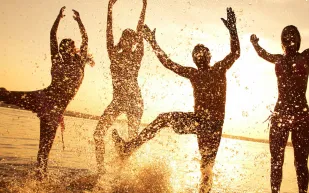 دراسة حديثة تكشف العلاقة بين القشعريرة والصحة الجسدية والعقلية