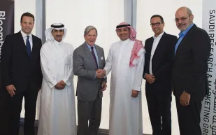 اكتمال تفاصيل الشراكة بين «بلومبرغ» و«المجموعة السعودية للأبحاث والتسويق»