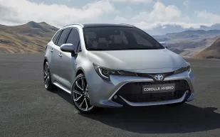 مواصفات وسعر سيارة تويوتا كورولا تورينج سبورت