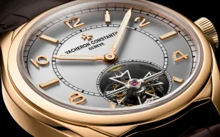 ساعة «فيفتيسكس توربيون» من «فاشرون كونستانتين».. أول تعقيد كبير في مجموعة Fiftysix