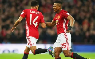 موعد مباراة مانشستر يونايتد وفالنسيا بدوري أبطال أوروبا والقنوات الناقلة لها 