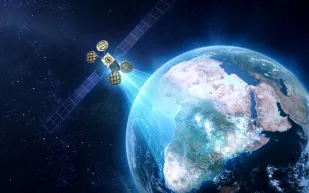 الانتهاء من تصنيع قمرين صناعيين جديدين.. وهذا موعد إطلاقهما