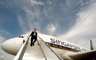 ماذا تعرف عن أطول رحلة طيران في العالم؟ (إنفوجراف)