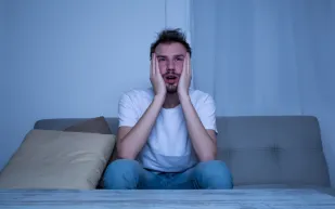 رغم مشاهدها المقززة.. لماذا يفضل البعض مشاهدة أفلام الرعب؟