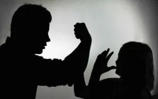 كيف يساهم الرجال في مناهضة العنف ضد المرأة؟ 