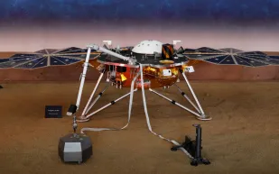 شاهد | اللحظات الأولى لهبوط مسبار "إنسايت" على سطح المريخ