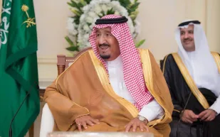 صور: في ذكري البيعة الرابعة.. لقطات نادرة لخادم الحرمين الشريفين