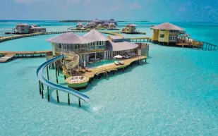 وظيفة الأحلام على جزيرة براتب 130 ألف دولار سنوياً