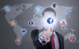 كيف تضع بصمتك الخاصة والمؤثرة على مواقع التواصل الاجتماعي؟