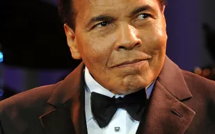 إطلاق اسم «محمد على كلاى» على مطار أمريكي