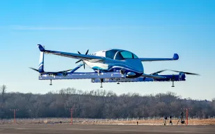 "الحلم يتحقق".. أول رحلة لسيارة "بوينغ" الطائرة (فيديو)