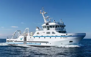 تخدم العلم بمنطقة الخليج.. ماذا تعرف عن سفينة الأبحاث العلمية السعودية «ناجل»؟