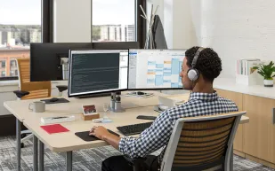 عدم الثقة بالنفس أزمة يعاني منها المبرمجون.. لماذا وصلوا لهذه الحالة؟