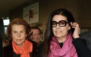 من هي السيدة التي حظيت بلقب أغنى امرأة في العالم؟