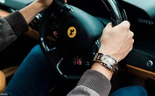 مصنوع من مادة "فضائية" ومرصع بالألماس.. إليك أغلى مفتاح سيارة بالعالم