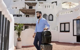 تومي تسلّط الضوء على مجموعات فاخرة مع الدكتور حسن غنيم