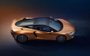 "ماكلارين" تكشف عن سيارتها الخارقة الجديدة.. كأنما تقود طائرة