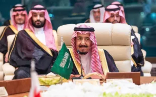 القمة الإسلامية بمكة.. هكذا انطلقت دول الدين الحنيف يدًا بيد نحو المستقبل