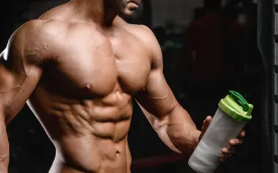 كيف يمكن استخدام الكرياتين للتخسيس وحرق الدهون