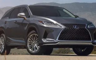 الأناقة والجاذبية في لكزس RX  وRXL لعام 2020