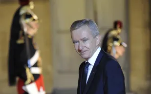 3 فقط وصلوا لتلك الثروة الهائلة.. من هو الرجل الذي تتعدى ثروته 100 مليار دولار؟