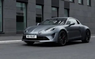 ألبين A110S لعام 2020.. رياضية خفيفة فخمة بمحرك مثالي