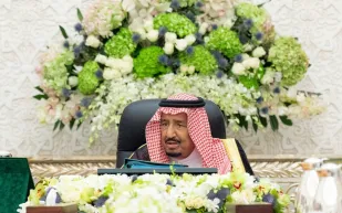 12 قراراً لمجلس الوزراء وتوجيه ملكي لجميع قطاعات الدولة لخدمة ضيوف الرحمن.. تعرف على التفاصيل 