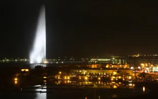 موسوعة جينيس و5 جزر صناعية.. كم طول نافورة جدة؟