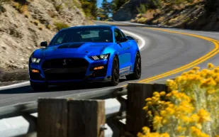 سيارة العضلات الأمريكية.. ما هو سعر فورد موستانج في السعودية