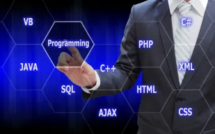 أفضل لغة برمجة يمكن لرواد الأعمال استخدامها في تطبيقات شركاتهم «إنفوجراف»