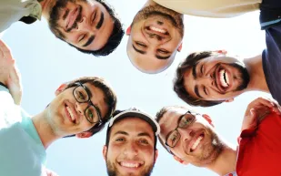 لماذا يحتفل العالم بـ «اليوم العالمي للرجال»؟