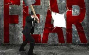 وفقًا لعلماء النفس.. هذه المخاوف تعيقكم عن تحقيق النجاح