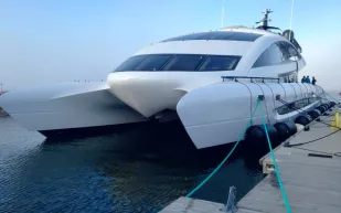 «Royal Falcon» أول قطمران بلمسات من بورشه «فيديو»