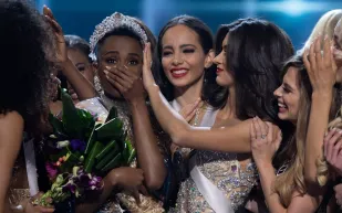  أجمل امرأة في الكون لعام 2019.. فيديو وصور