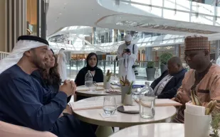 الشيخ محمد بن زايد في «دبي مول» بصحبة محمد العبار.. كيف تفاعل الإماراتيون؟ «فيديو»
