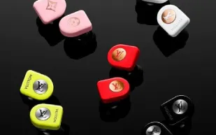 سماعات لويس فويتون هوريزون الجديدة.. التكنولوجيا الصوتية المتطورة مع علامة لويس فويتون المميزة