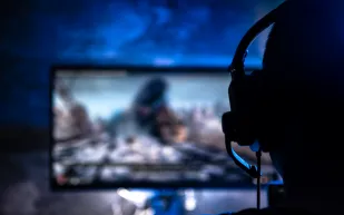  لاعبون ينفقون مليون دولار لشراء أراضي وعقارات افتراضية! (فيديو)