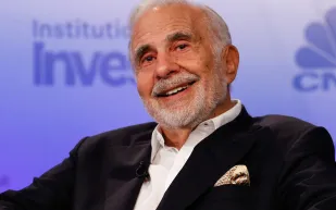 الملياردير كارل إيكان.. "محتل الشركات" في وول ستريت