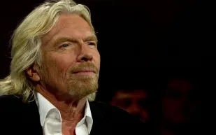 الملياردير برانسون يتنازل عن جزيرته لضمان مستقبل موظفيه