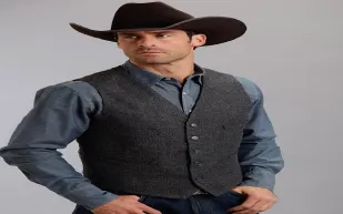 موديلات الصديري الرجالي الراقية.. عادت إلى ساحة الموضة من جديد