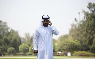 أجمل موديلات الثوب الإماراتي.. لإطلالة أنيقة وعصرية 