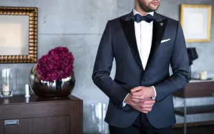 أجمل موديلات بدلة توكسيدو.. لإطلالة عصرية وأنيقة   